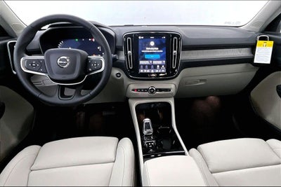 2026 Volvo XC40 B5 Plus