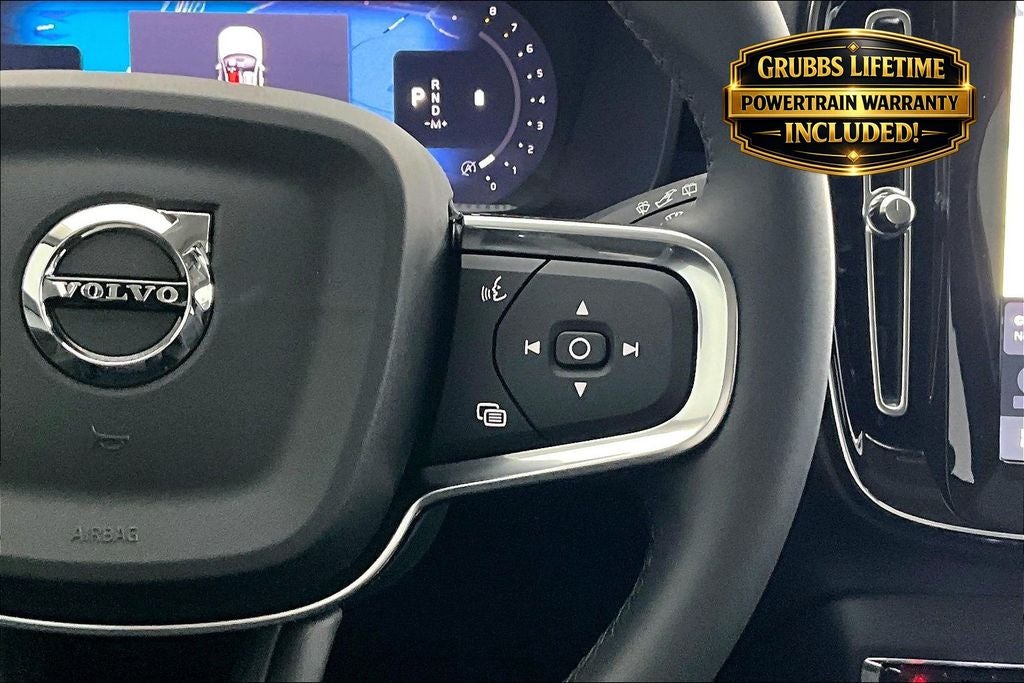 2026 Volvo XC40 B5 Plus