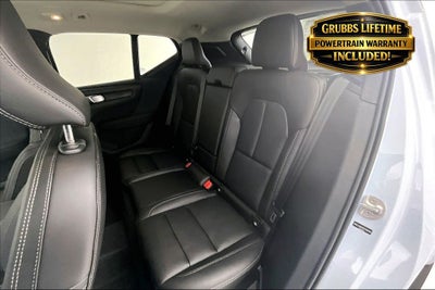 2026 Volvo XC40 B5 Plus