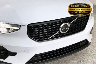 2026 Volvo XC40 B5 Plus