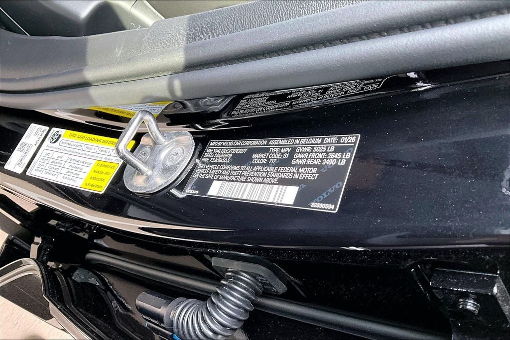 2026 Volvo XC40 B5 Plus