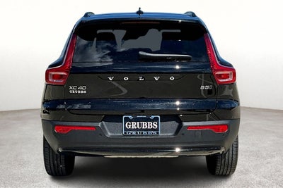 2026 Volvo XC40 B5 Plus