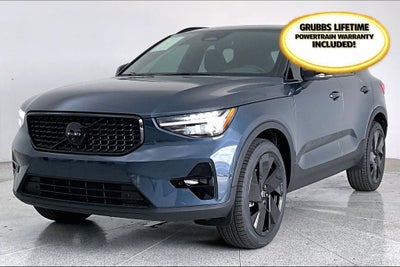 2026 Volvo XC40 B5 Ultra Black Edition