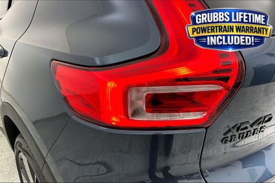 2026 Volvo XC40 B5 Ultra Black Edition