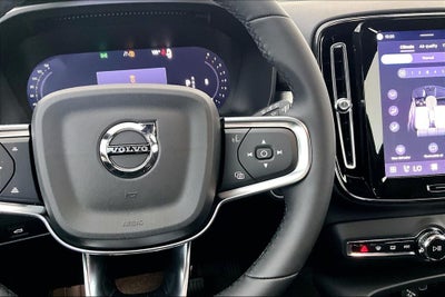 2026 Volvo XC40 B5 Ultra Black Edition