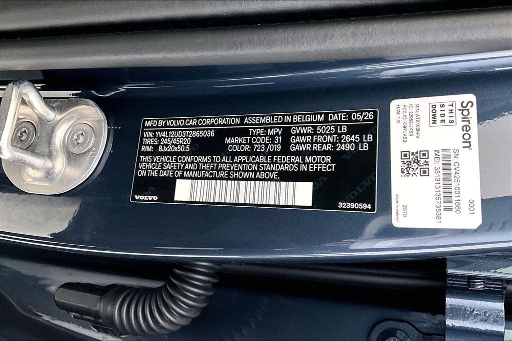 2026 Volvo XC40 B5 Ultra Black Edition