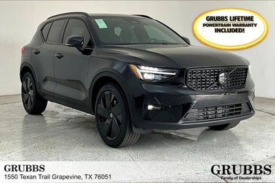 2026 Volvo XC40 B5 Ultra Black Edition