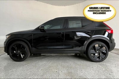 2026 Volvo XC40 B5 Ultra Black Edition