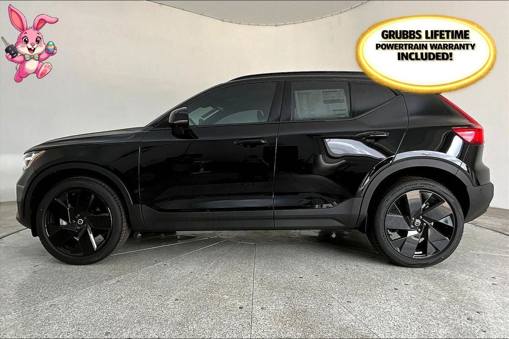 2026 Volvo XC40 B5 Ultra Black Edition