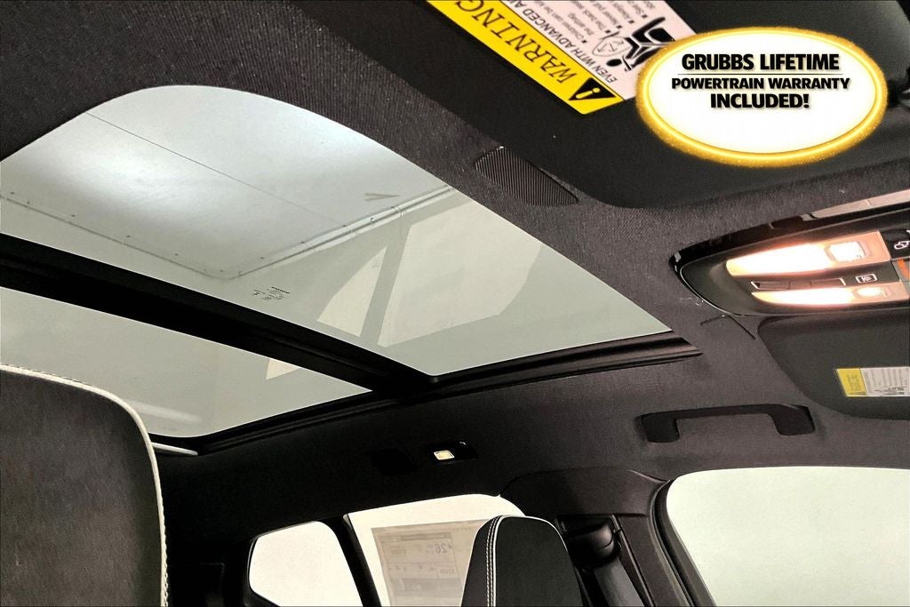 2026 Volvo XC40 B5 Ultra Black Edition