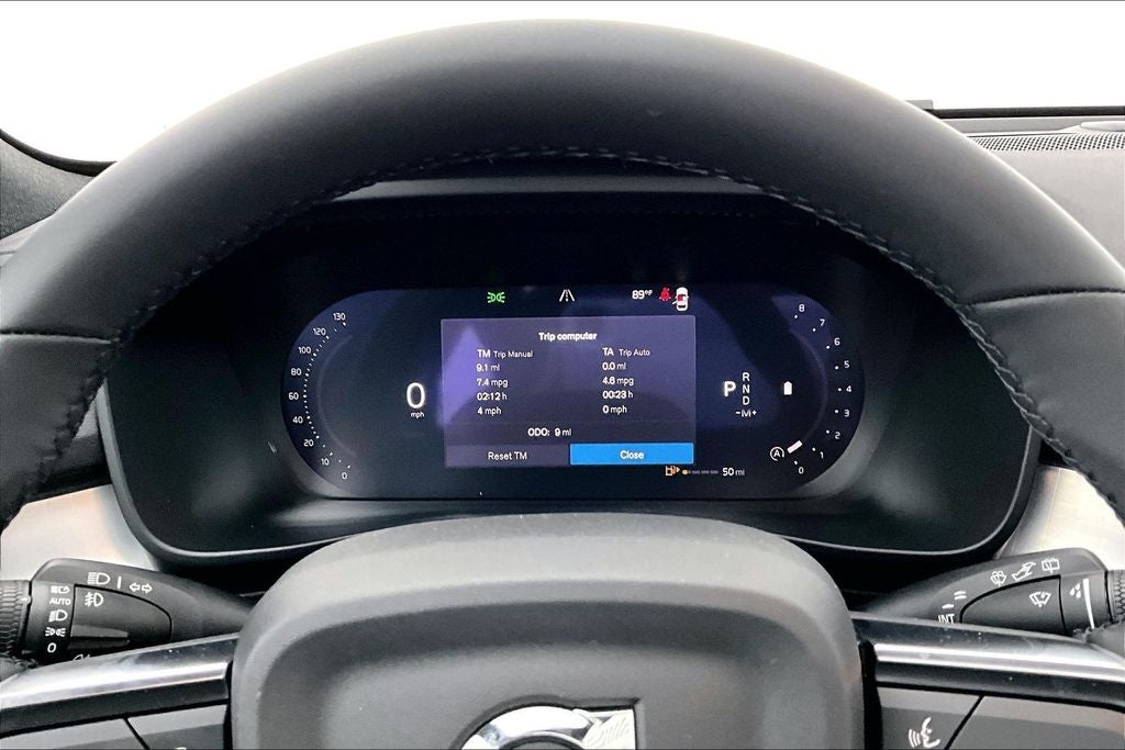 2026 Volvo XC40 B5 Ultra Black Edition