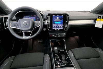 2026 Volvo XC40 B5 Ultra Black Edition