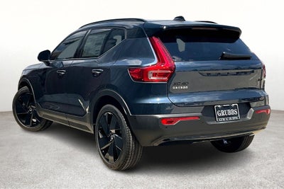 2026 Volvo XC40 B5 Ultra Black Edition