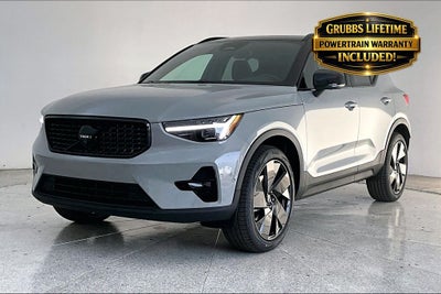 2026 Volvo XC40 B5 Ultra Black Edition