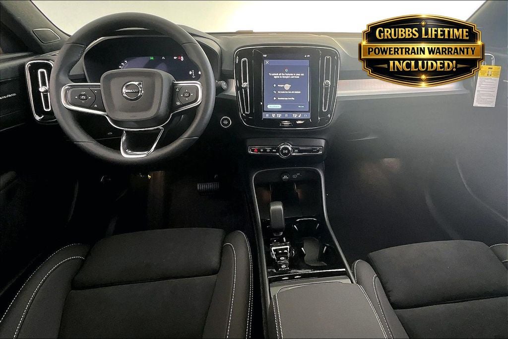 2026 Volvo XC40 B5 Ultra Black Edition