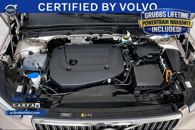 2023 Volvo XC40 B5 Plus Bright Theme