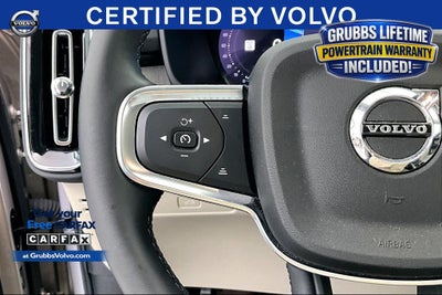 2023 Volvo XC40 B5 Plus Bright Theme
