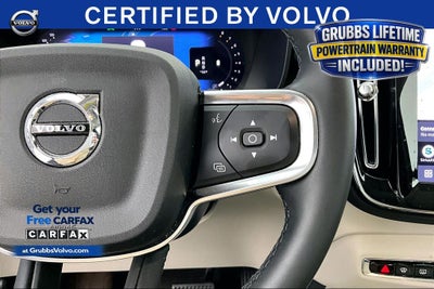 2023 Volvo XC40 B5 Plus Bright Theme