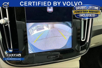 2023 Volvo XC40 B5 Plus Bright Theme