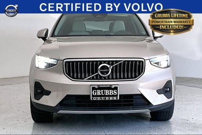 2023 Volvo XC40 B5 Plus Bright Theme