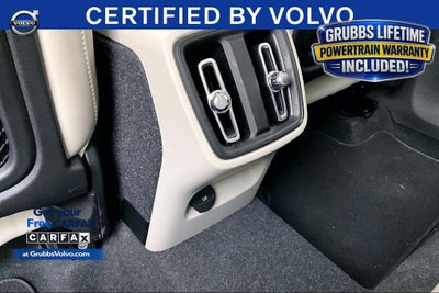 2023 Volvo XC40 B5 Plus Bright Theme