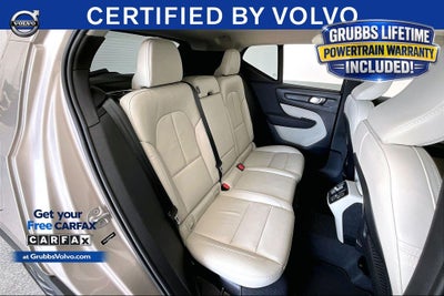 2023 Volvo XC40 B5 Plus Bright Theme