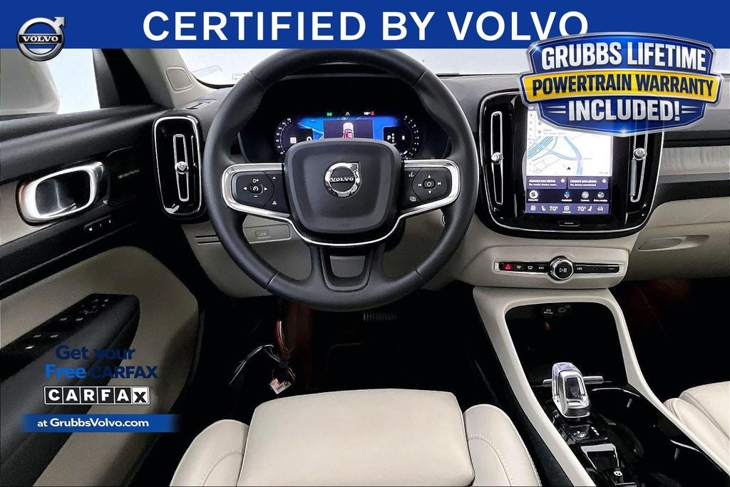 2023 Volvo XC40 B5 Plus Bright Theme