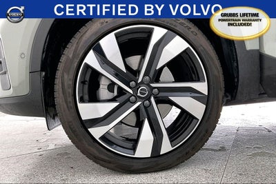 2024 Volvo XC40 B5 Plus Bright Theme