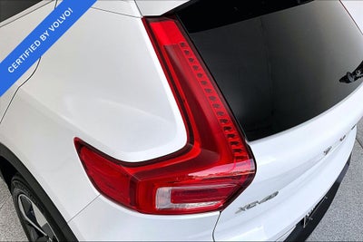 2023 Volvo XC40 B5 Plus Bright Theme