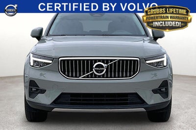2025 Volvo XC40 B5 Plus Bright Theme