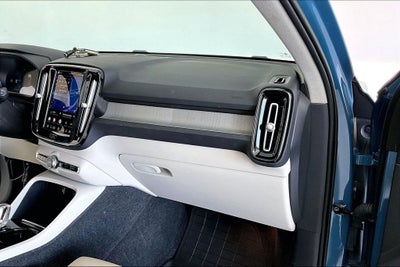 2023 Volvo XC40 Ultimate