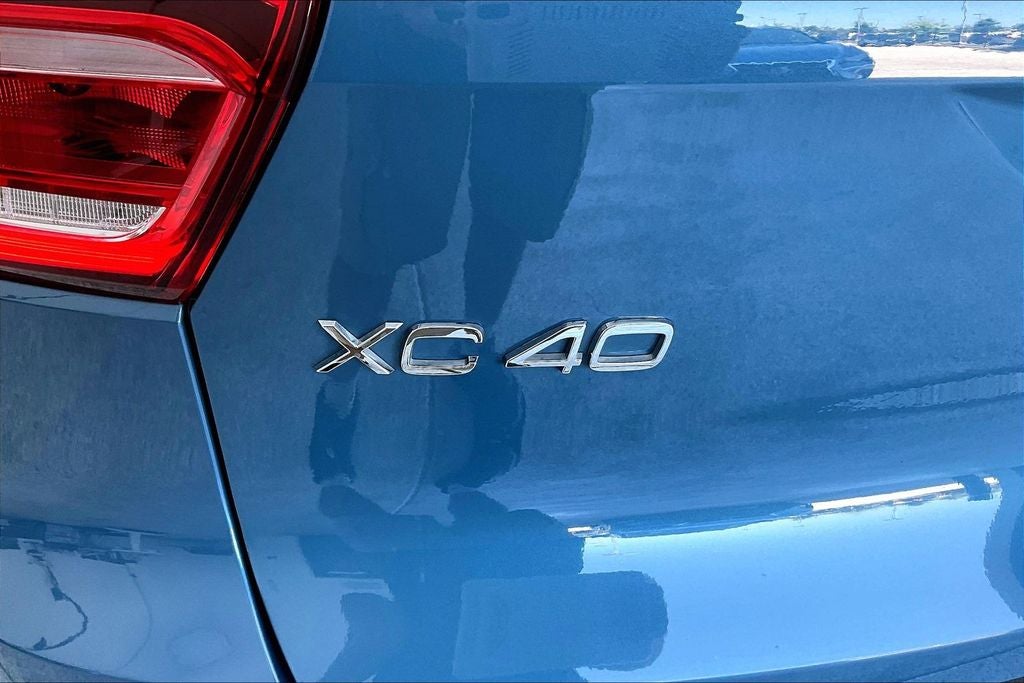 2023 Volvo XC40 Ultimate