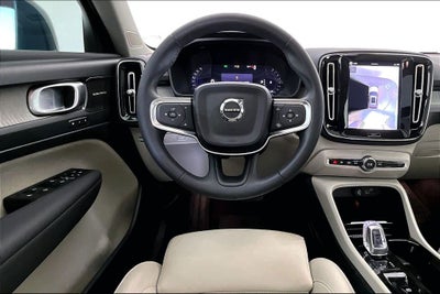 2023 Volvo XC40 Ultimate