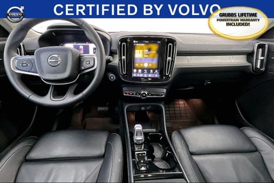 2024 Volvo XC40 Ultimate