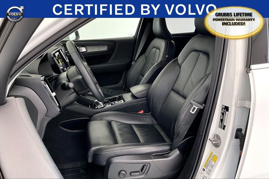 2024 Volvo XC40 Ultimate