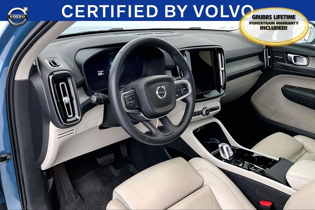 2023 Volvo XC40 Ultimate