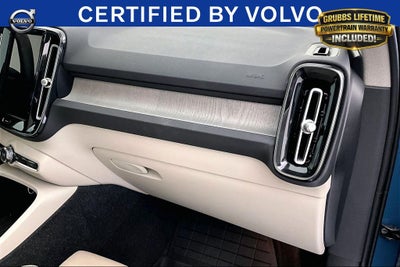 2023 Volvo XC40 Ultimate