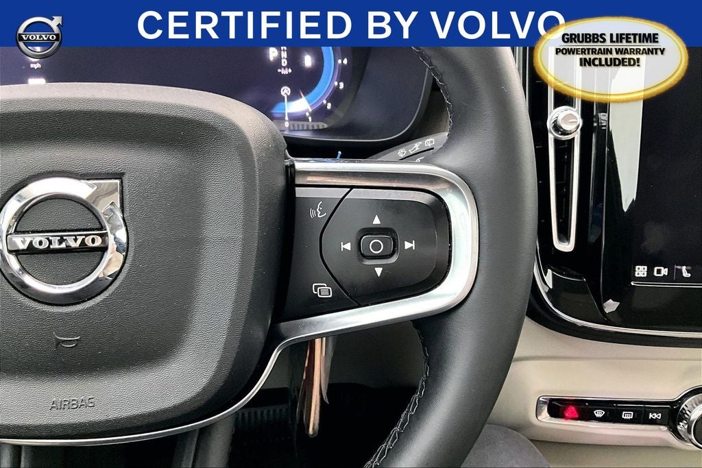 2023 Volvo XC40 Ultimate