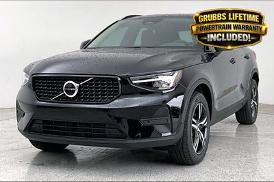 2026 Volvo XC40 B5 Core