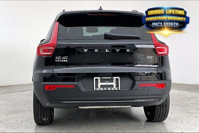 2026 Volvo XC40 B5 Core