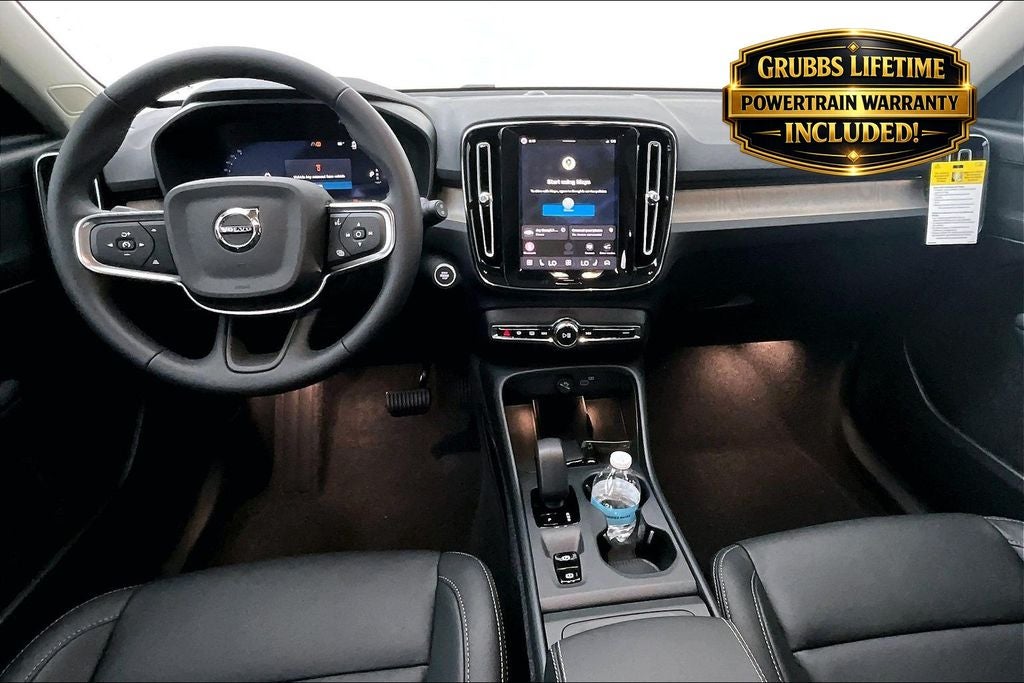 2026 Volvo XC40 B5 Core