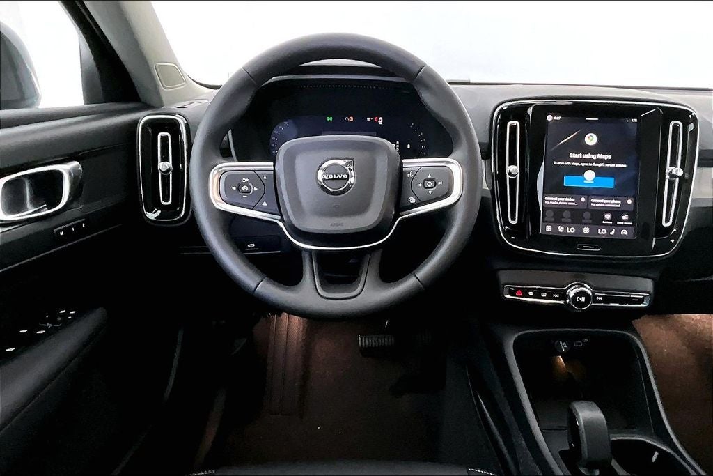 2026 Volvo XC40 B5 Core