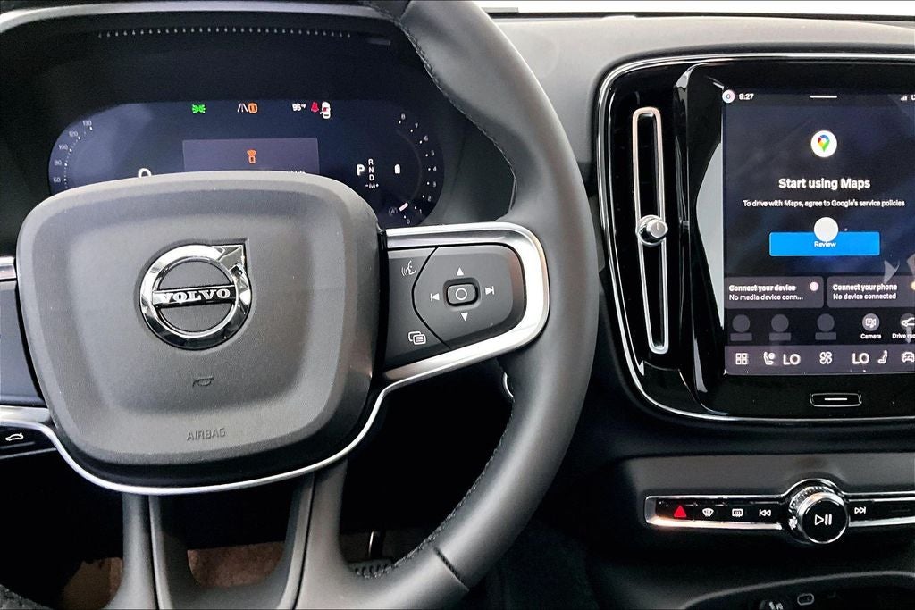 2026 Volvo XC40 B5 Core