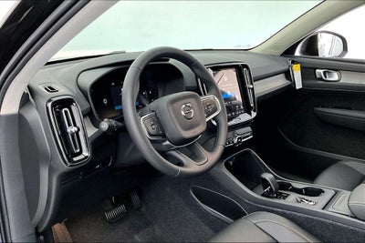 2026 Volvo XC40 B5 Core