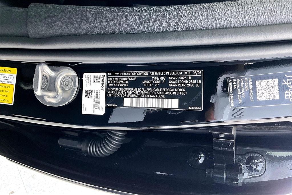 2026 Volvo XC40 B5 Core