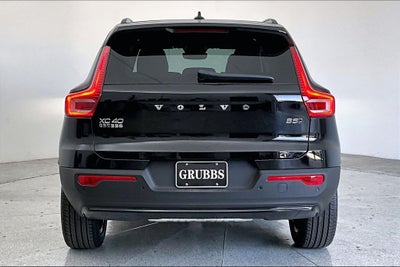 2026 Volvo XC40 B5 Core