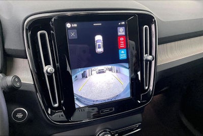 2026 Volvo XC40 B5 Core