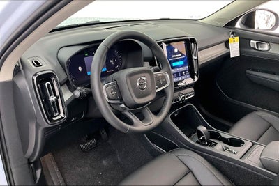 2026 Volvo XC40 B5 Core