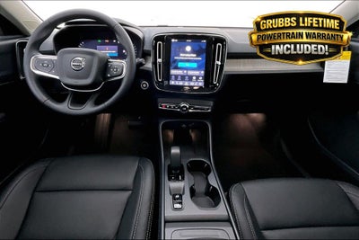 2026 Volvo XC40 B5 Core