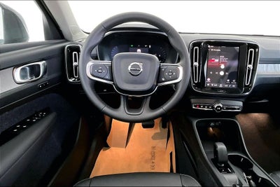2026 Volvo XC40 B5 Core